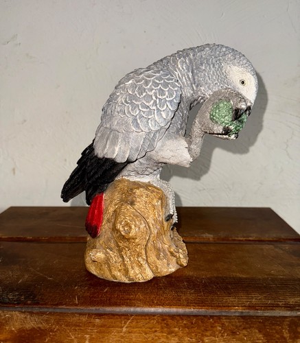 African grey parrot statue - ,